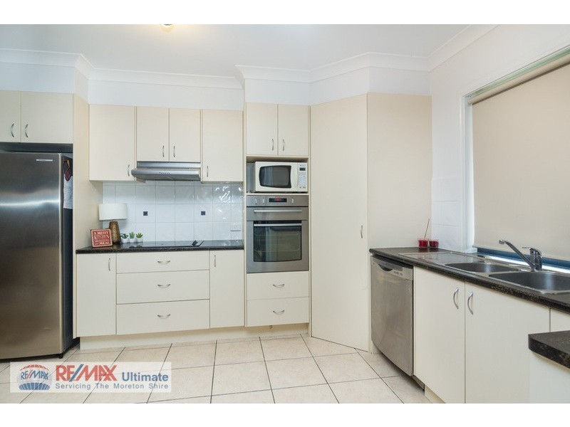 8 Mannikin Street, Narangba QLD 4504