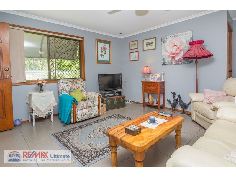 86 Bishop Road, Beachmere QLD 4510
