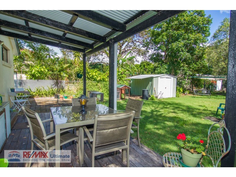 86 Bishop Road, Beachmere QLD 4510