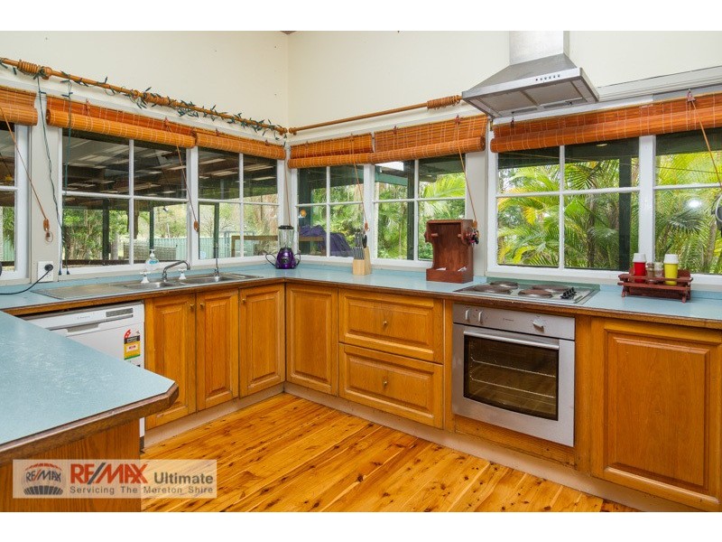 25 Bellay Road, Beachmere QLD 4510