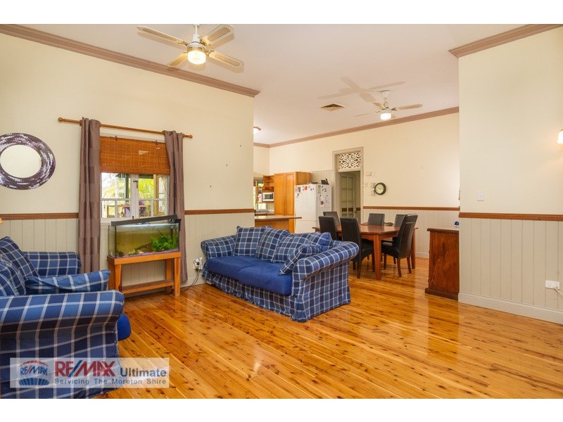 25 Bellay Road, Beachmere QLD 4510