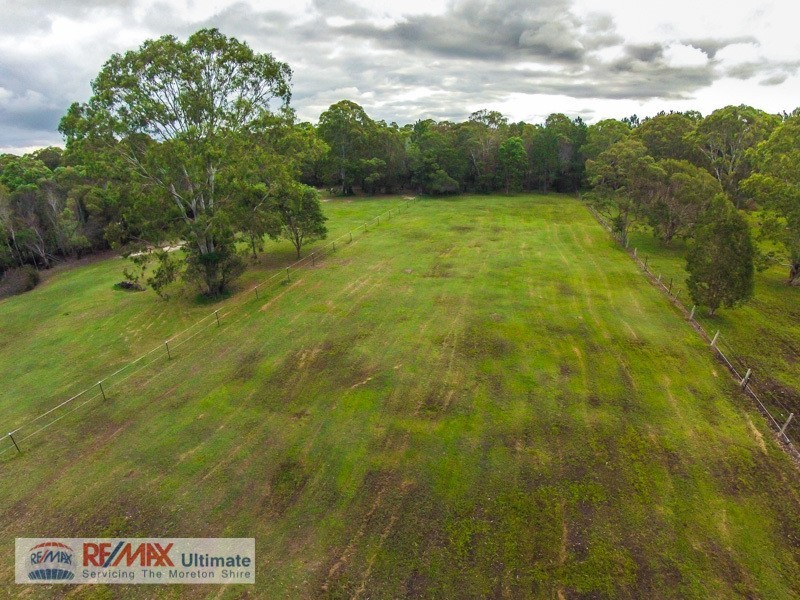 25 Bellay Road, Beachmere QLD 4510