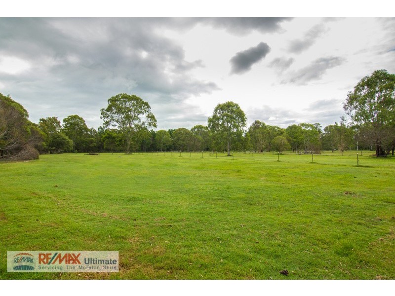 25 Bellay Road, Beachmere QLD 4510