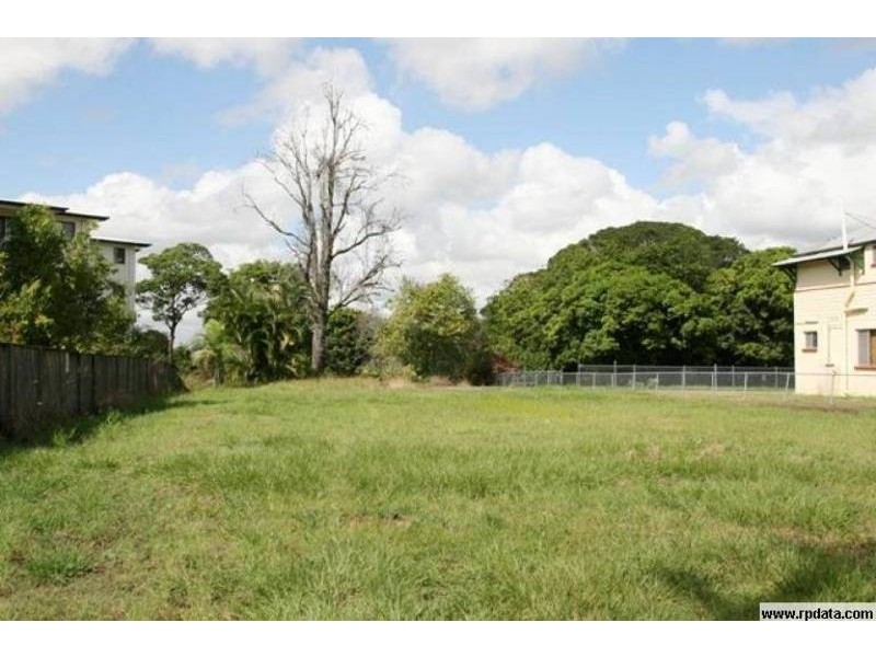 L2 24 Edwards Street, Caboolture QLD 4510