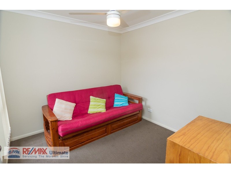 1/6 Eugenia Avenue, Rothwell QLD 4022