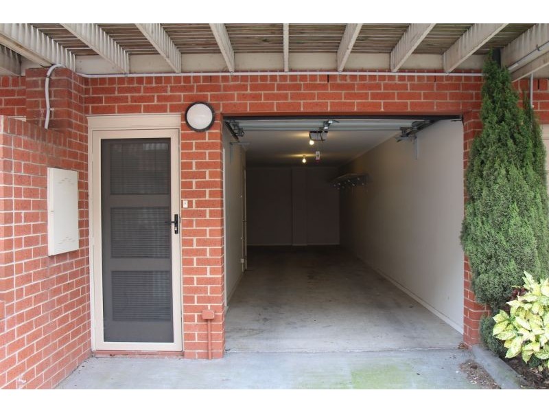 64 Kynoch Lane, Maribyrnong VIC 3032