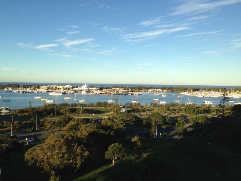 11E/10 Marine Parade, Southport QLD 4215