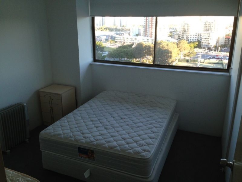 11E/10 Marine Parade, Southport QLD 4215