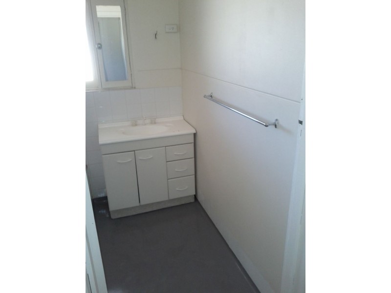 12 Selby Street, Thornlie WA 6108