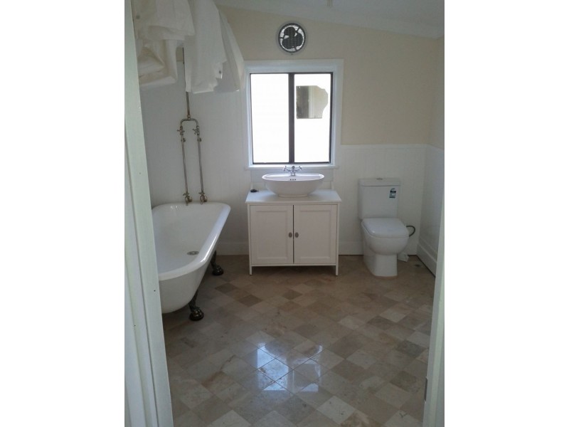 19 Kidman Avenue, South Guildford WA 6055