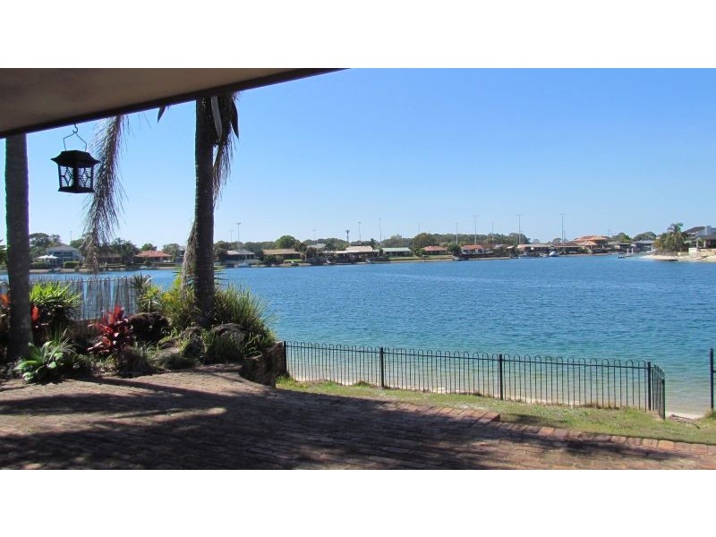 37 Diplacus Drive, Palm Beach QLD 4221