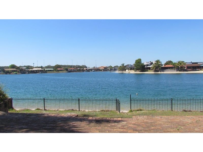 37 Diplacus Drive, Palm Beach QLD 4221