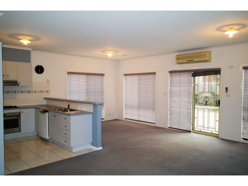 19 Community Crescent, South Morang VIC 3752