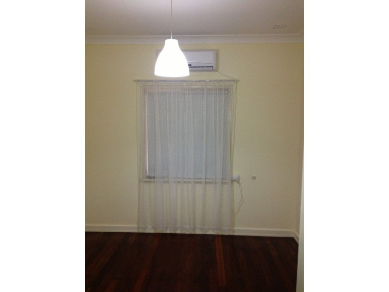 102 Manning Road, Manning WA 6152