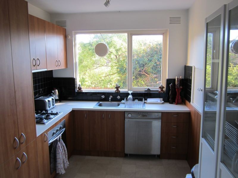 8/26 Beach Avenue, Elwood VIC 3184