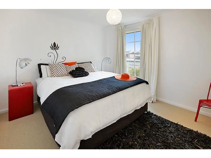 10/247 McKean Street, Fitzroy North VIC 3068