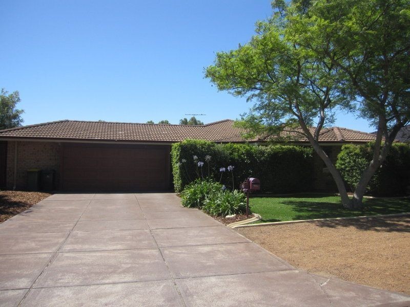 7 Style Court, Bibra Lake WA 6163