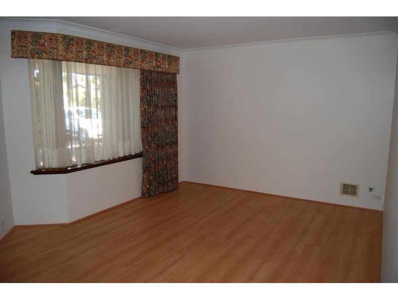 7 Style Court, Bibra Lake WA 6163