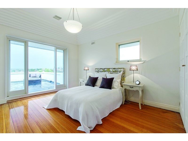 217 Kooyong Road, Toorak VIC 3142