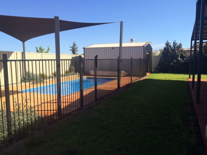 39 Daniels Dr, Newman WA 6753