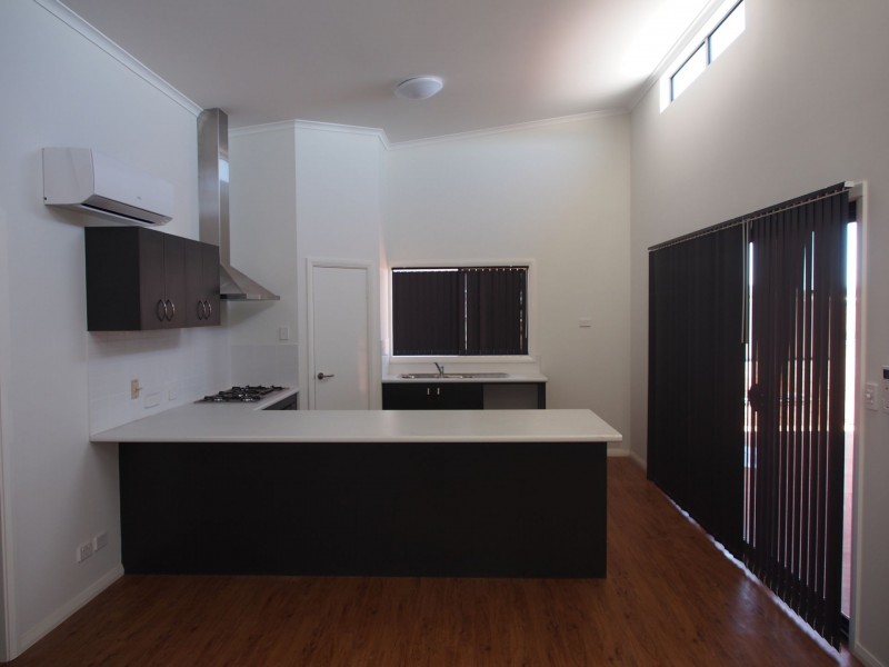 39 Daniels Dr, Newman WA 6753