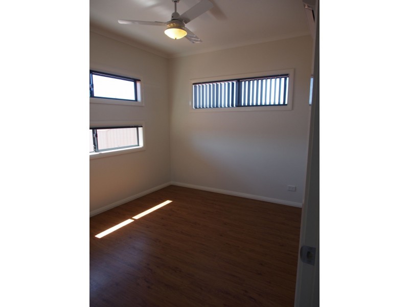 39 Daniels Dr, Newman WA 6753