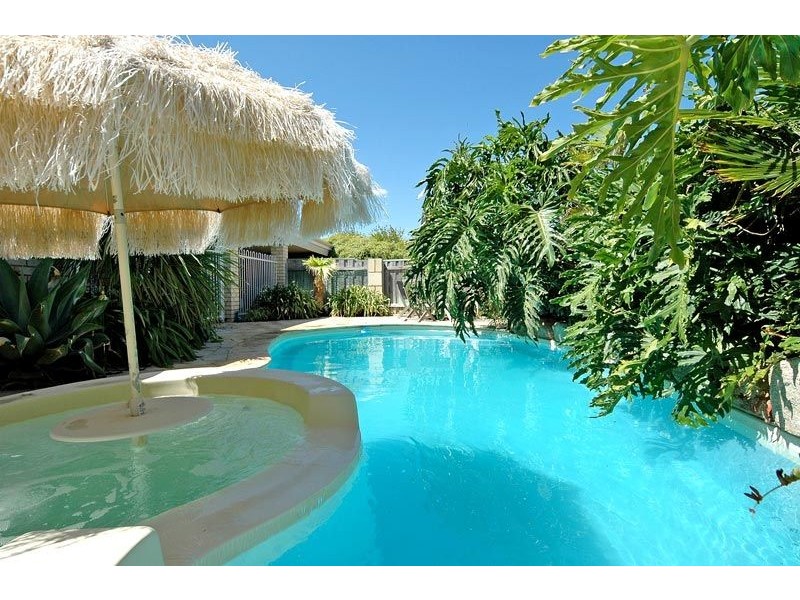 2 Felton Retreat, Mindarie WA 6030