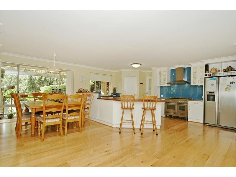 2 Felton Retreat, Mindarie WA 6030