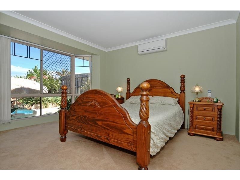 2 Felton Retreat, Mindarie WA 6030