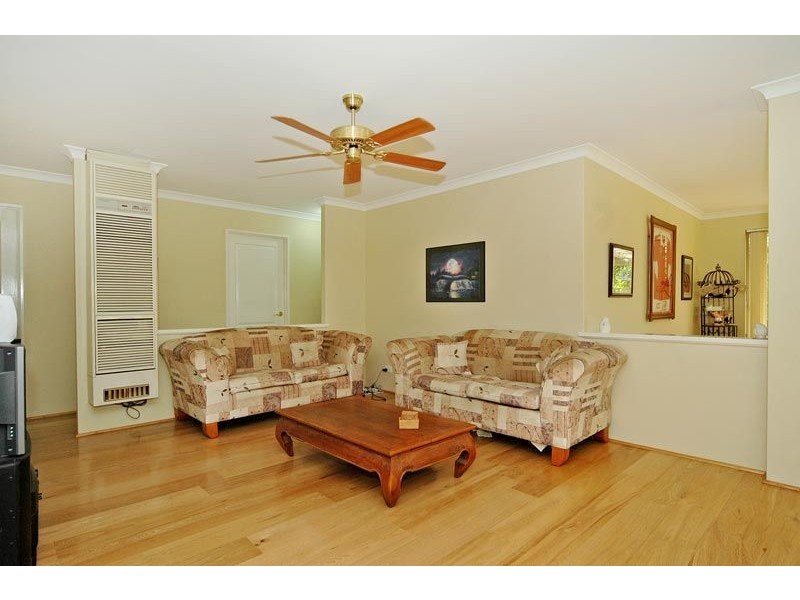 2 Felton Retreat, Mindarie WA 6030