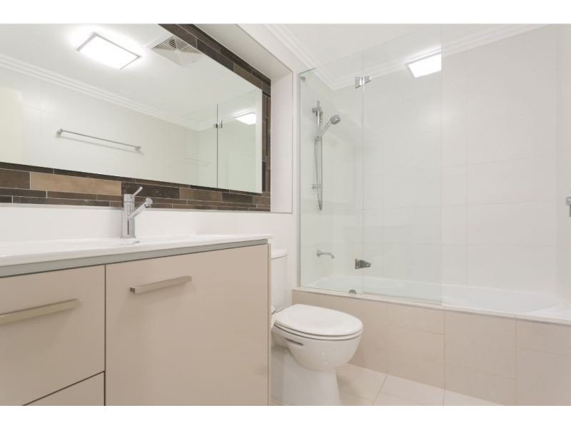 23/18 Barramul Street, Bulimba QLD 4171