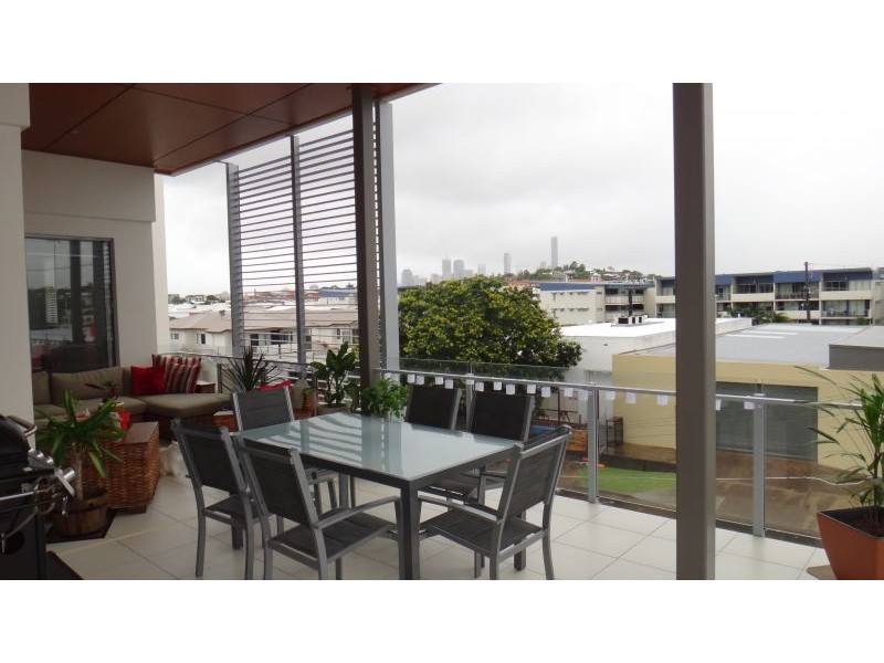 23/18 Barramul Street, Bulimba QLD 4171