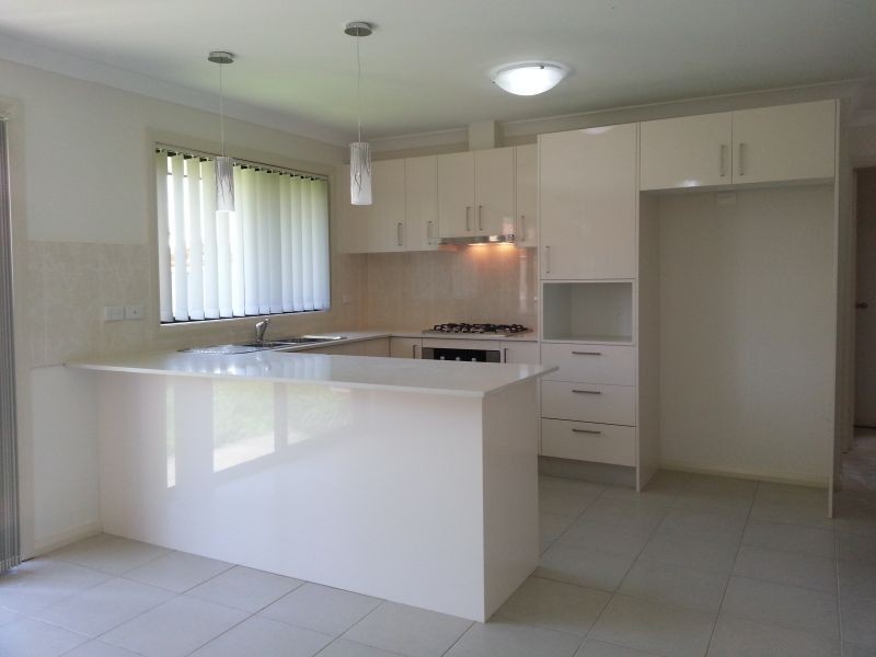 14 Carinya Road, Girraween NSW 2145