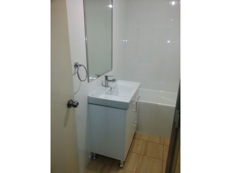 14 Carinya Road, Girraween NSW 2145