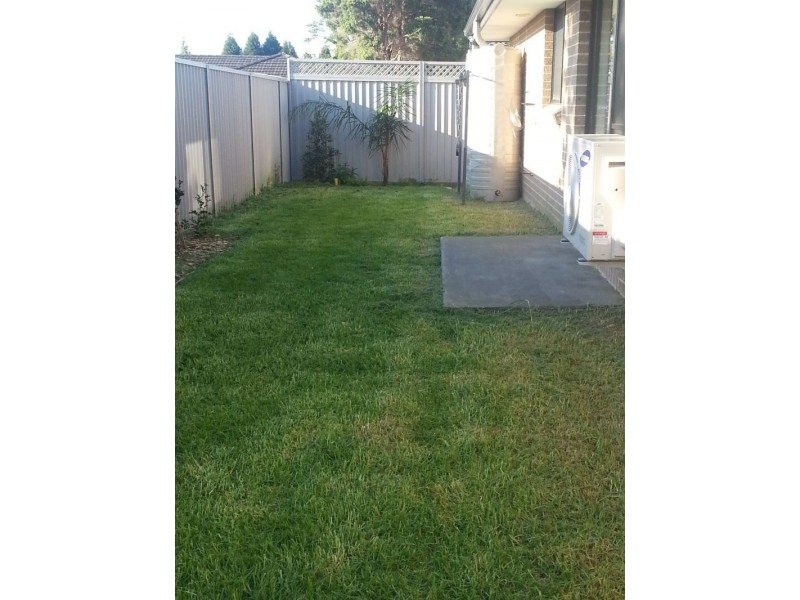 14 Carinya Road, Girraween NSW 2145