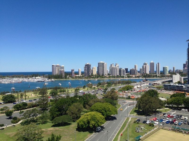 14A/10 Marine Parade, Southport QLD 4215