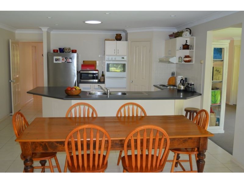 4 Meadowlands Crescent, Coffs Harbour NSW 2450