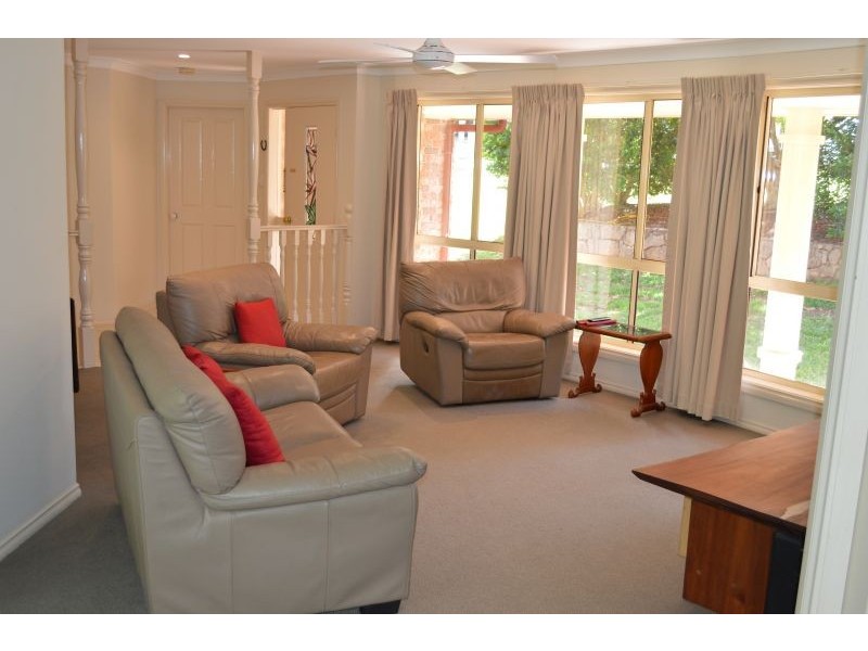 4 Meadowlands Crescent, Coffs Harbour NSW 2450