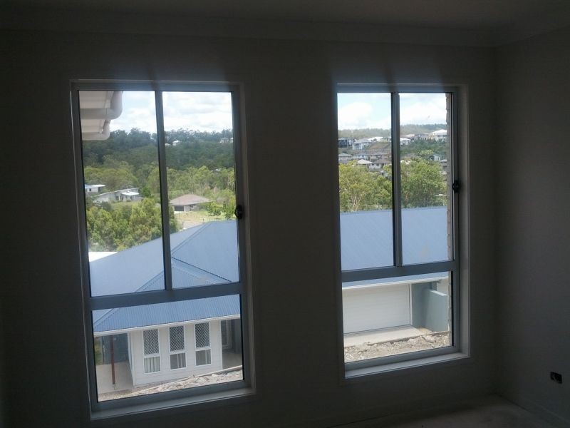 43 Springwood Avenue, Pacific Pines QLD 4211