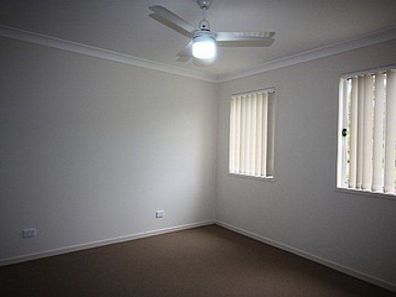 43 Springwood Avenue, Pacific Pines QLD 4211