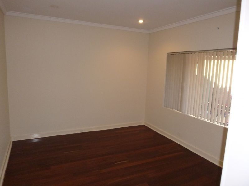 7 Canterbury Court, Nollamara WA 6061