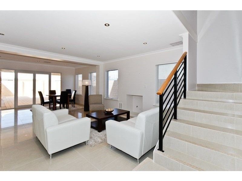 40 Whitehaven Avenue, Burns Beach WA 6028
