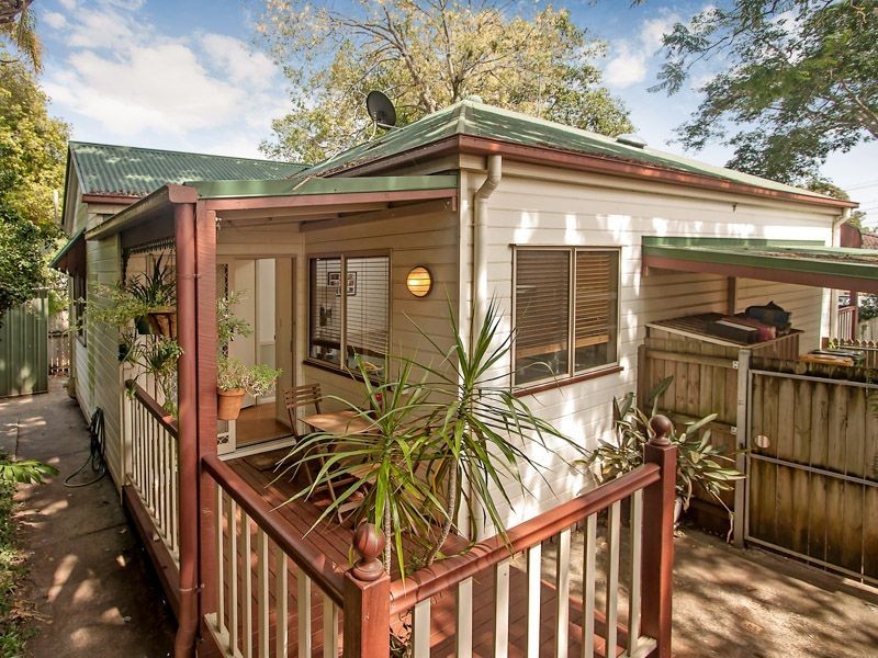 2/61 Harris Street, Wellington Point QLD 4160