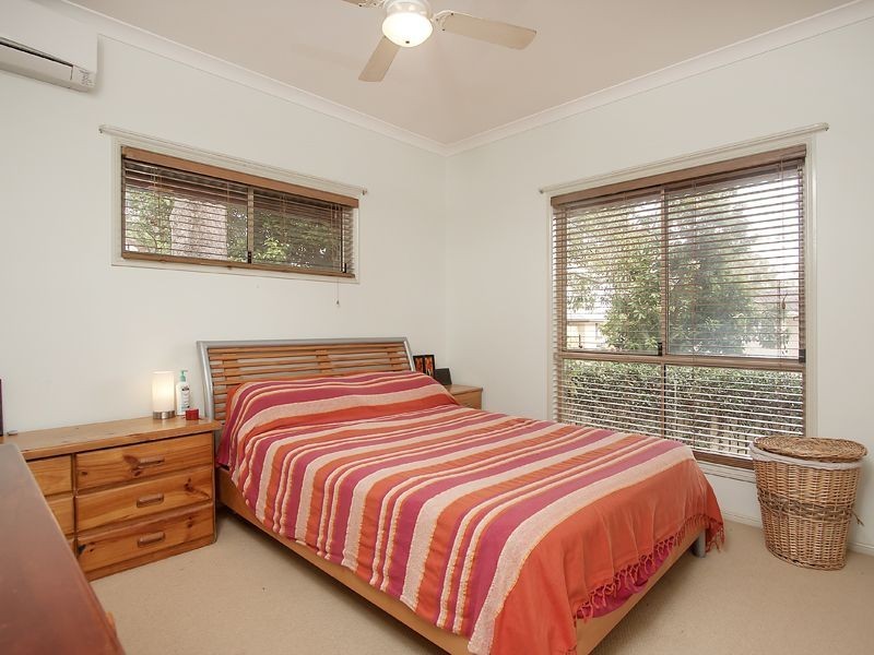 2/61 Harris Street, Wellington Point QLD 4160