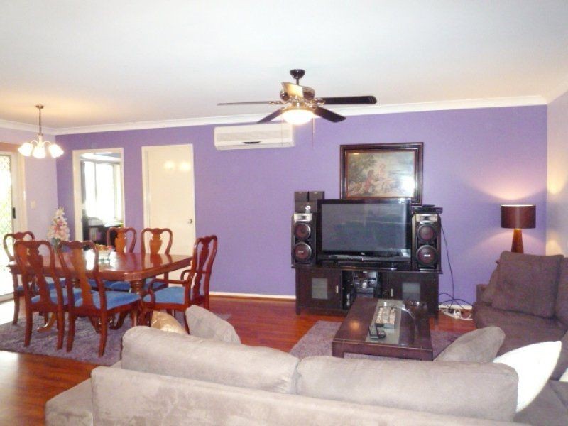 21 Wisteria Drive, Regents Park QLD 4118