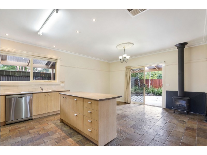 4/2-6 Melbourne Rd, Gisborne VIC 3437