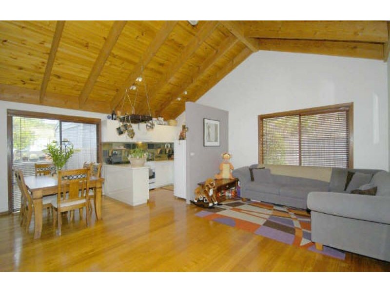 2/25 Talbot Road, Mount Waverley VIC 3149