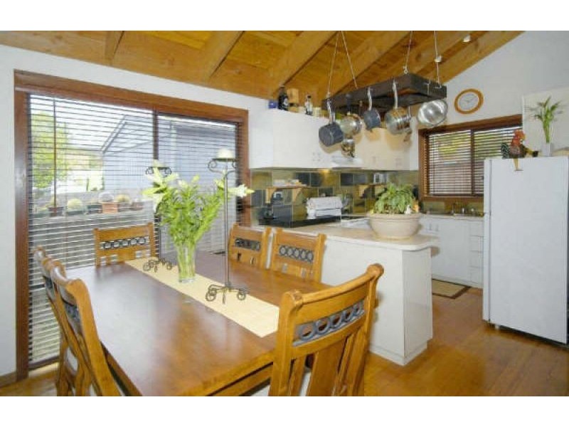 2/25 Talbot Road, Mount Waverley VIC 3149