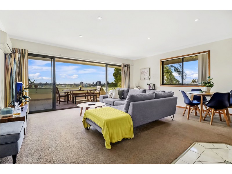 15/108 Swann Rd, Taringa QLD 4068