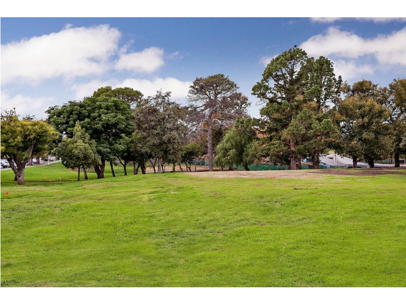 33/11 Charlick Cct, Adelaide SA 5000